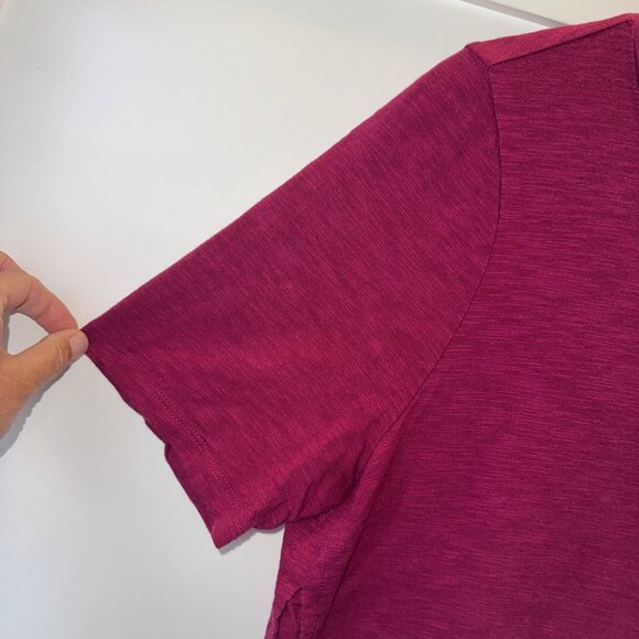 Chico's Women's Ultimate Tee Short Sleeve Coral Size: 2 US: Large fuchsia - Picture 3 of 13